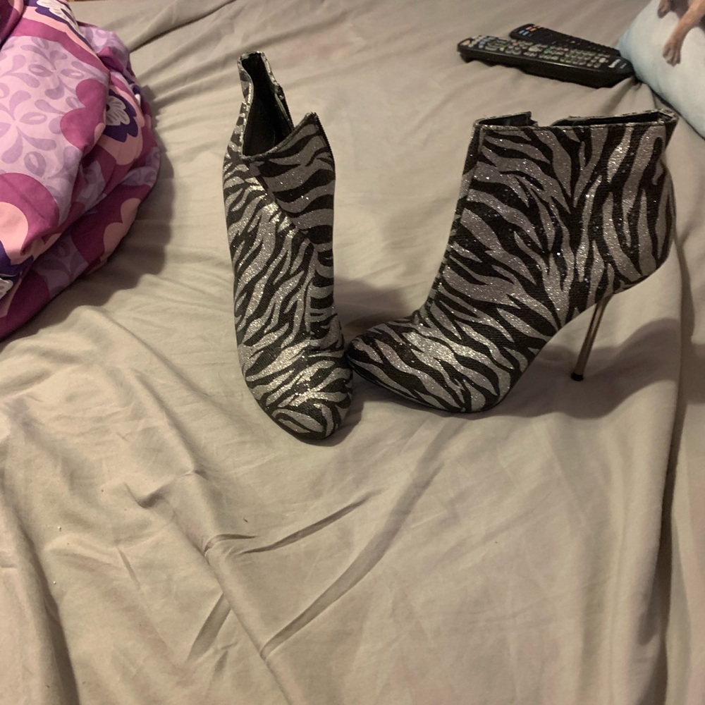 Boots - Picture 2 of 2
